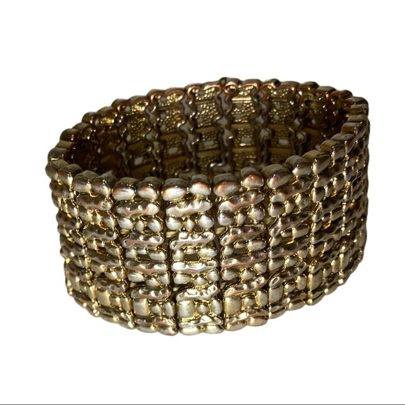 Stretchy gold tone bracelet - Picture 2 of 7